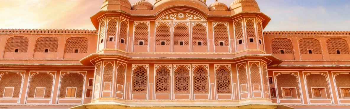 City Palace Jaipur: A Glimpse into Royal Grandeur and Regal Architecture