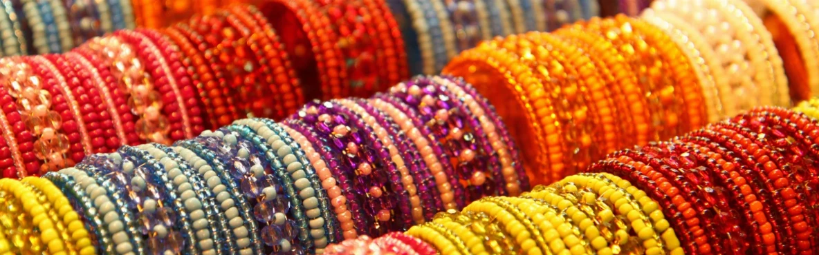 Exploring Tripolia Bazaar: Jaipur’s Hub for Lac Bangles & Brassware