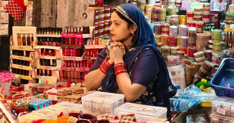 Exploring Tripolia Bazaar: Jaipur’s Hub for Lac Bangles & Brassware